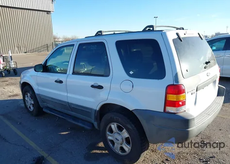 2003 Ford Escape Xlt from USA, damaged, VIN 1FMCU03103KA78157